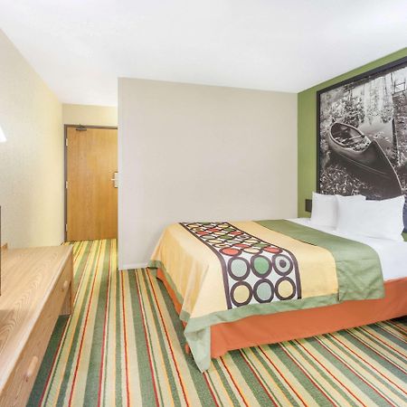 ซูเปอร์ 8 บาย วินด์แฮม เกรย์ลิง Hotel ภายนอก รูปภาพ